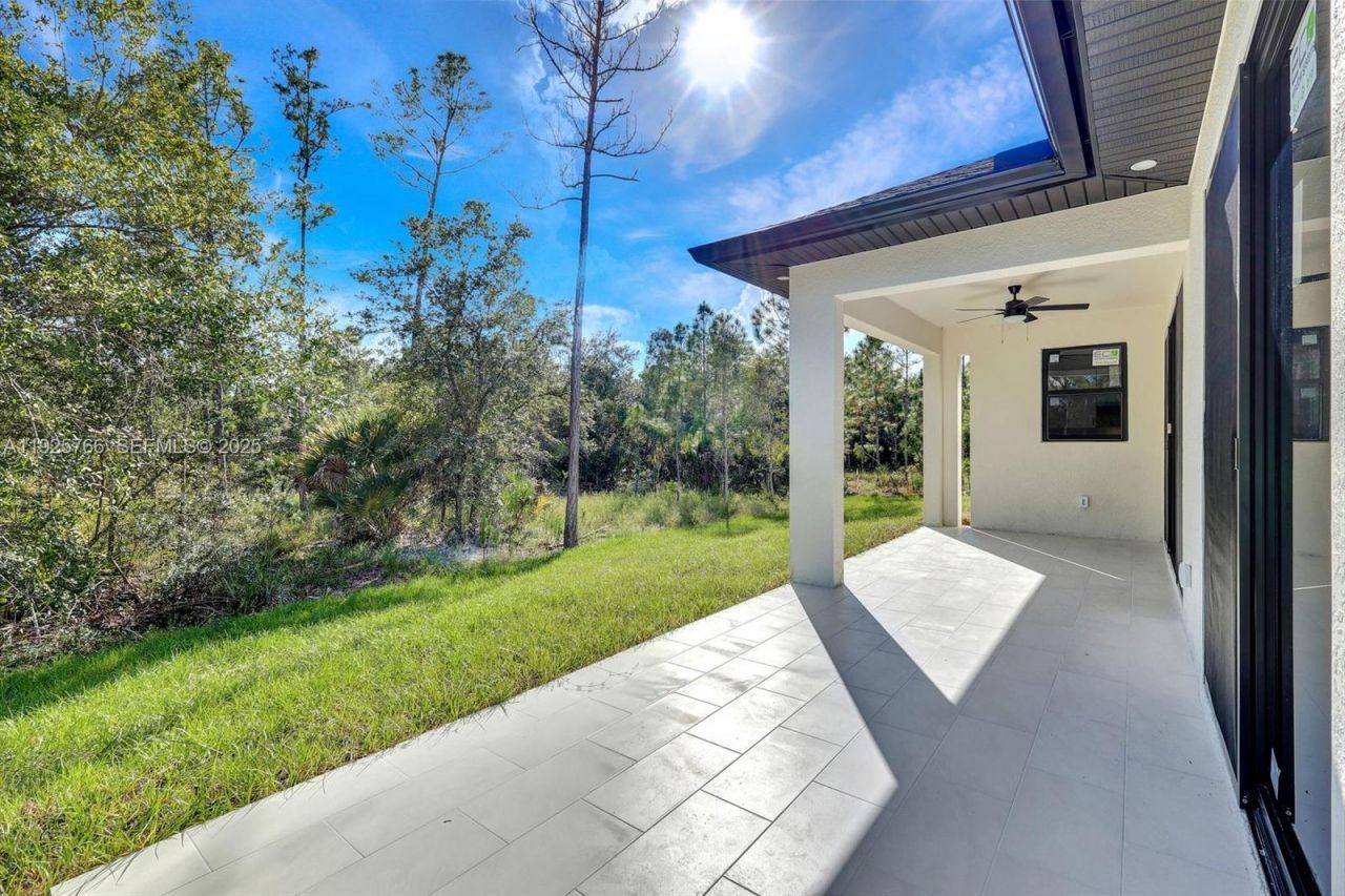 2002 E 10th, Lehigh Acres, FL 33936 Photo