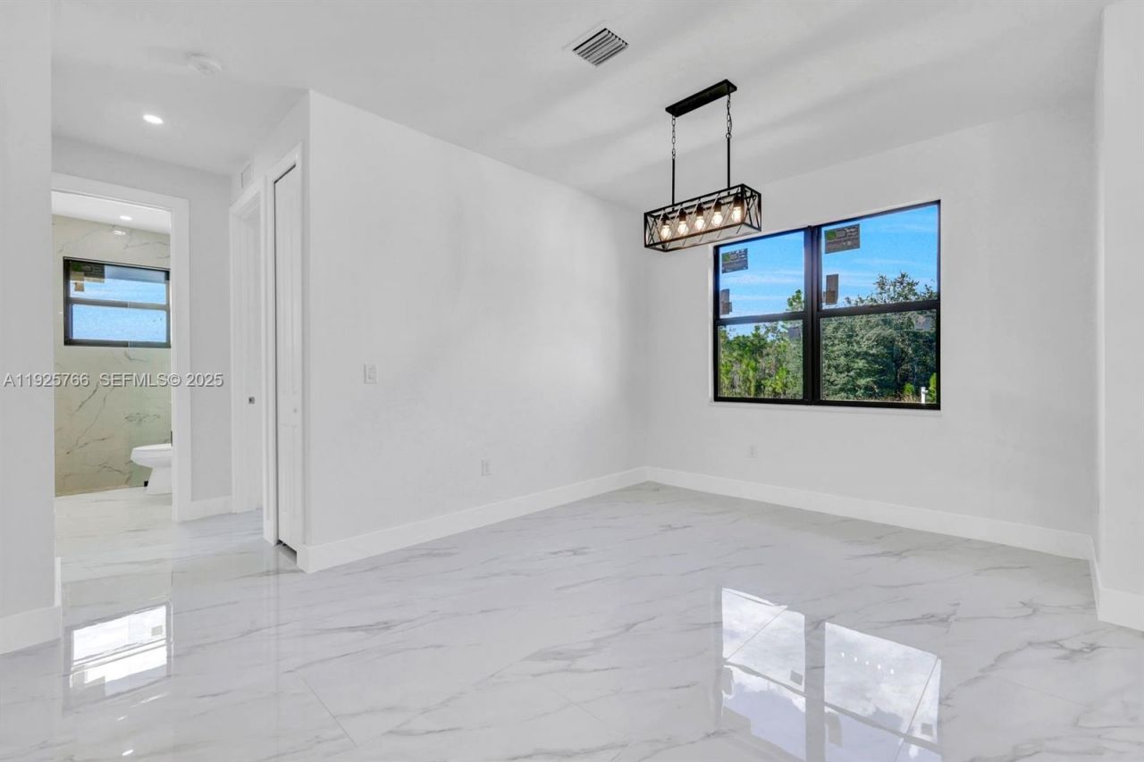 2002 E 10th, Lehigh Acres, FL 33936 Photo