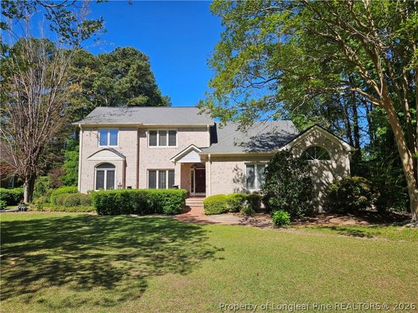 275 Courtyard Lane, Fayetteville, NC 28303