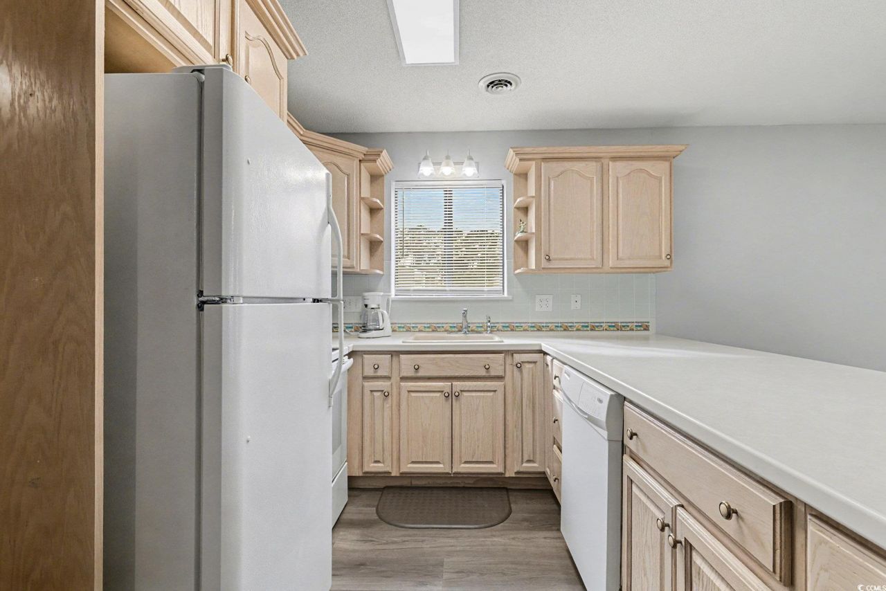 1920 Bent Grass Dr. Photo 7