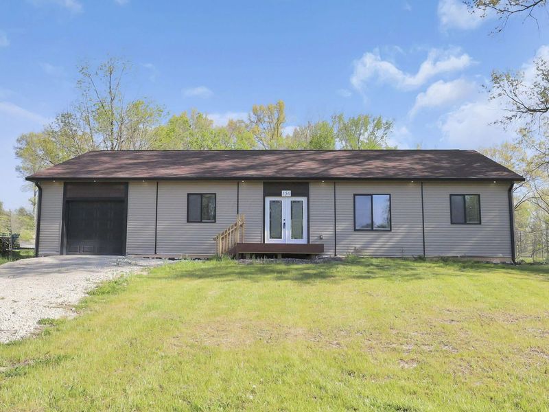 150 Breanna Lane SW, Pataskala, OH 43062 Photo 2