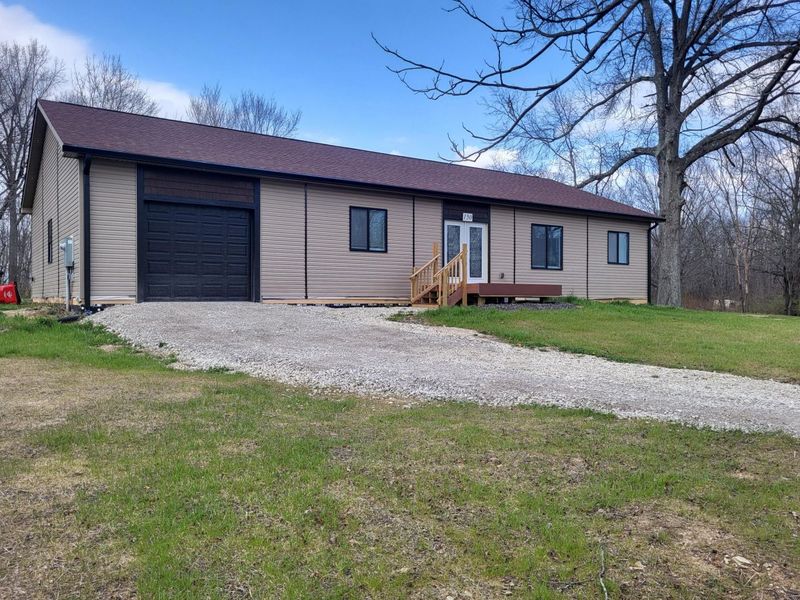 150 Breanna Lane SW, Pataskala, OH 43062 Photo 3