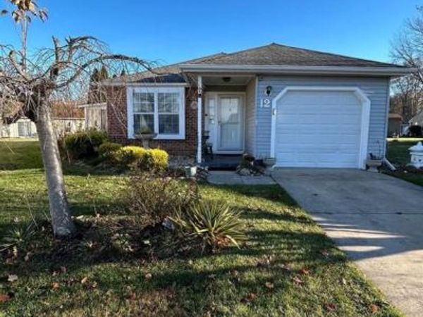 12 TACONIA COURT, MOUNT LAUREL, NJ 08054