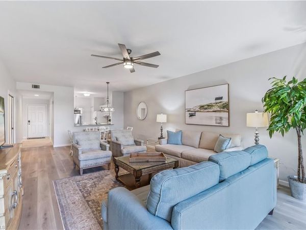 725 Saratoga CIR, Unit 102, NAPLES, FL 34104