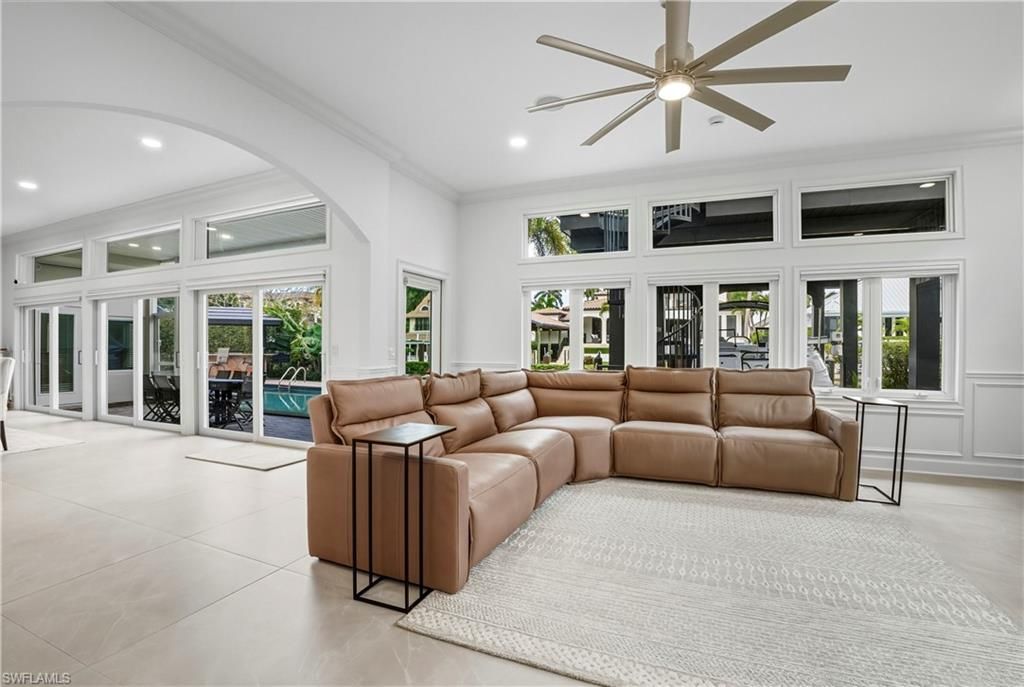 453 18th Ave S, Naples, FL 34102 Photo