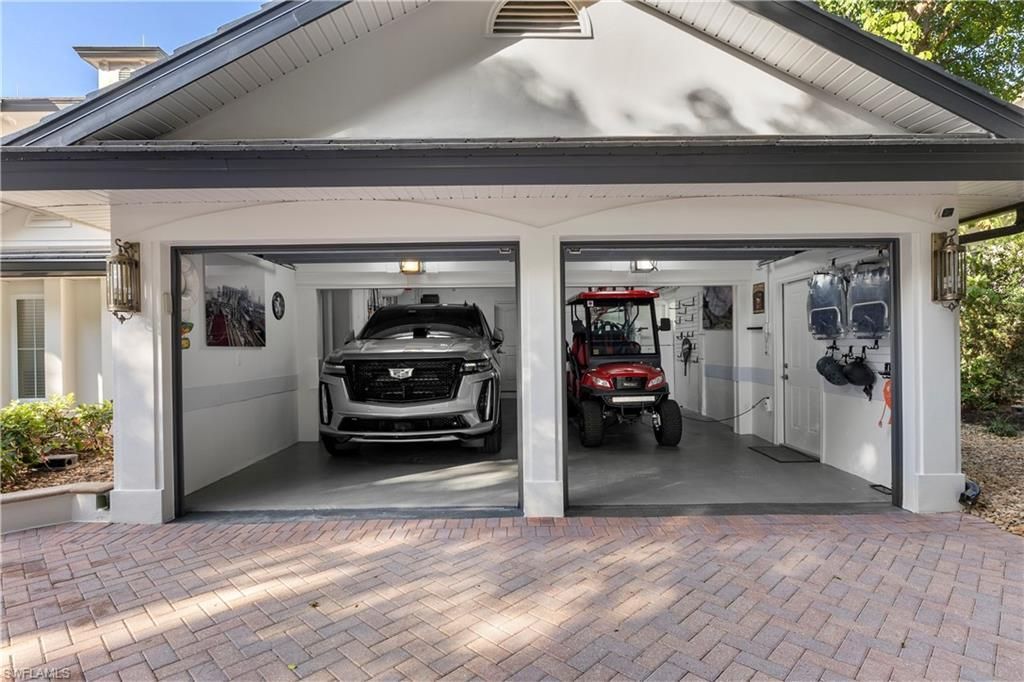 453 18th Ave S, Naples, FL 34102 Photo