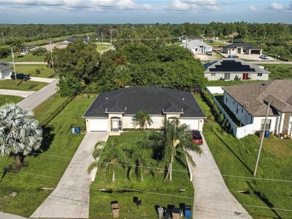 474 Petite AVE, Unit 472/474, LEHIGH ACRES, FL 33974