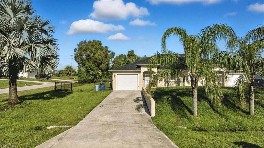 474 Petite Ave, Unit 472/474, Lehigh Acres, FL 33974 Photo