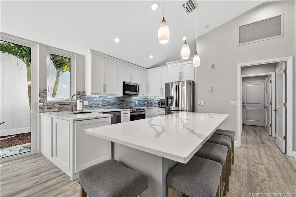 2211 NW Seagrass Drive, Palm City, FL 34990 Photo