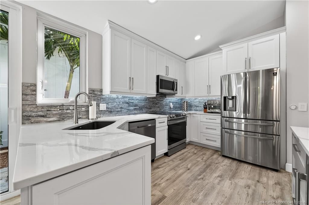 2211 NW Seagrass Drive, Palm City, FL 34990 Photo