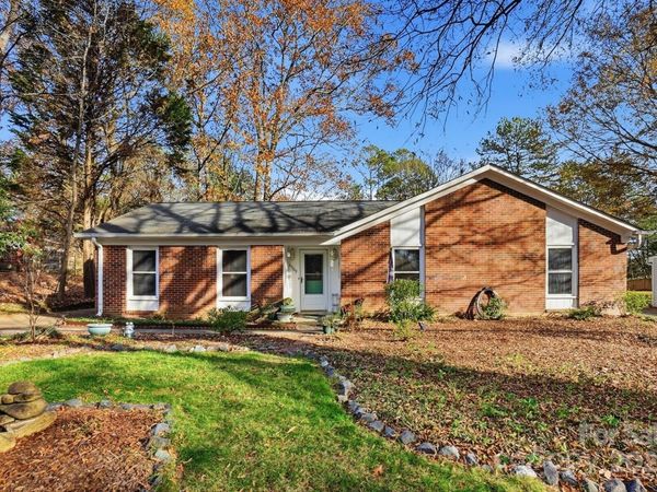 6309 Pineburr Road, Charlotte, NC 28211