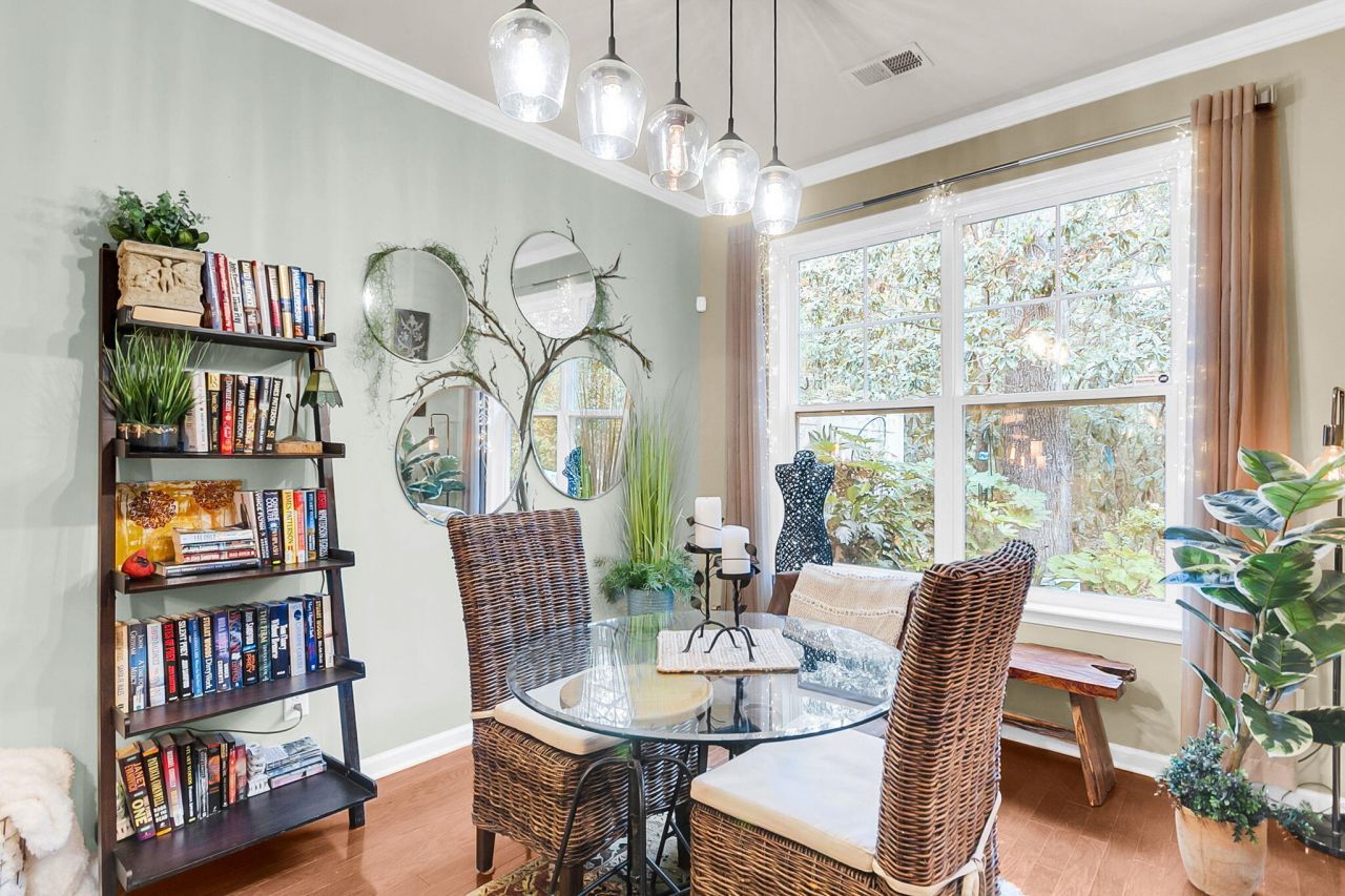 1636 Saint Johns Parrish Way Photo 11