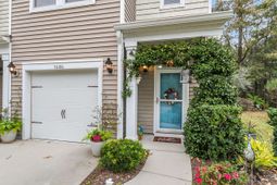 1636 Saint Johns Parrish Way photo 4