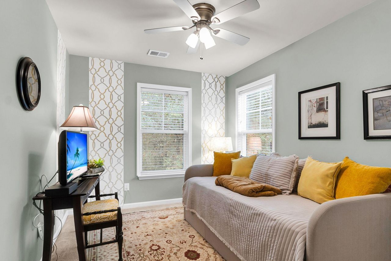 1636 Saint Johns Parrish Way Photo 23