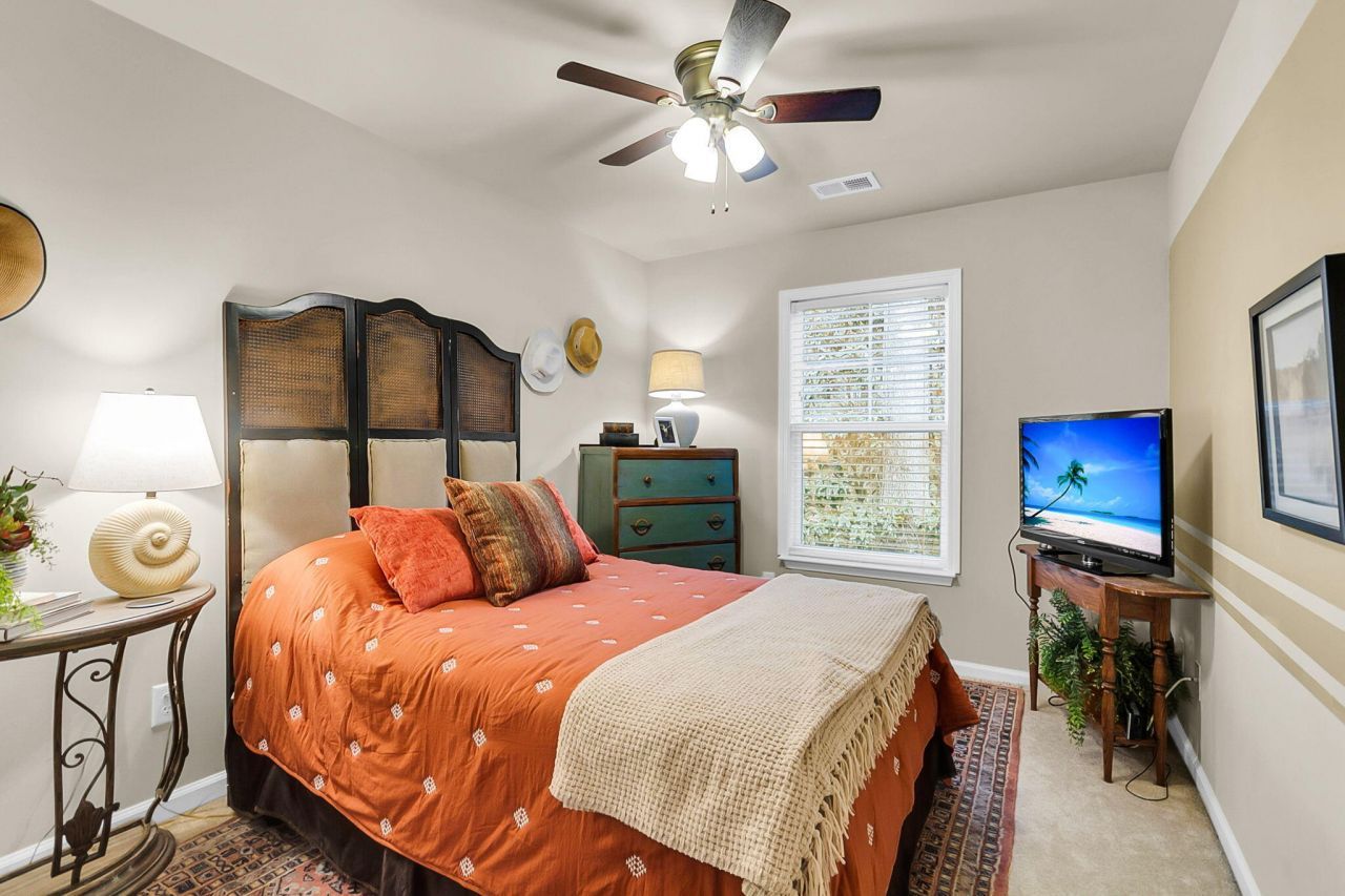 1636 Saint Johns Parrish Way Photo 25