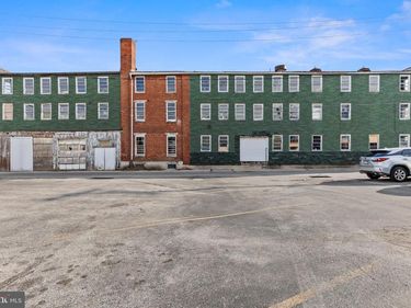 25 LAUREL STREET, YORK, PA 17404