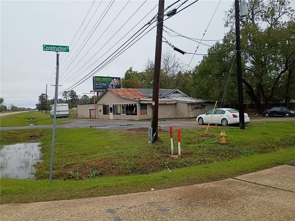 5015 N BOLTON Avenue, Alexandria, LA 71303