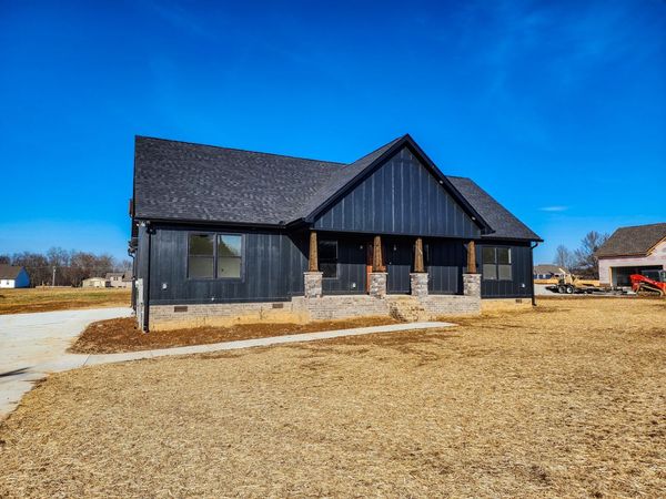 160 Wiseman Ln, Winchester, TN 37398