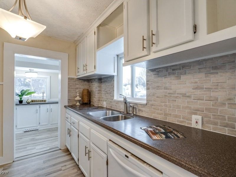 1133 Mount Vernon Avenue, Akron, OH 44310 Photo 19