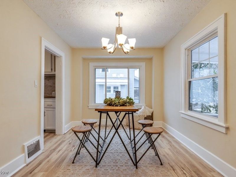 1133 Mount Vernon Avenue, Akron, OH 44310 Photo 23