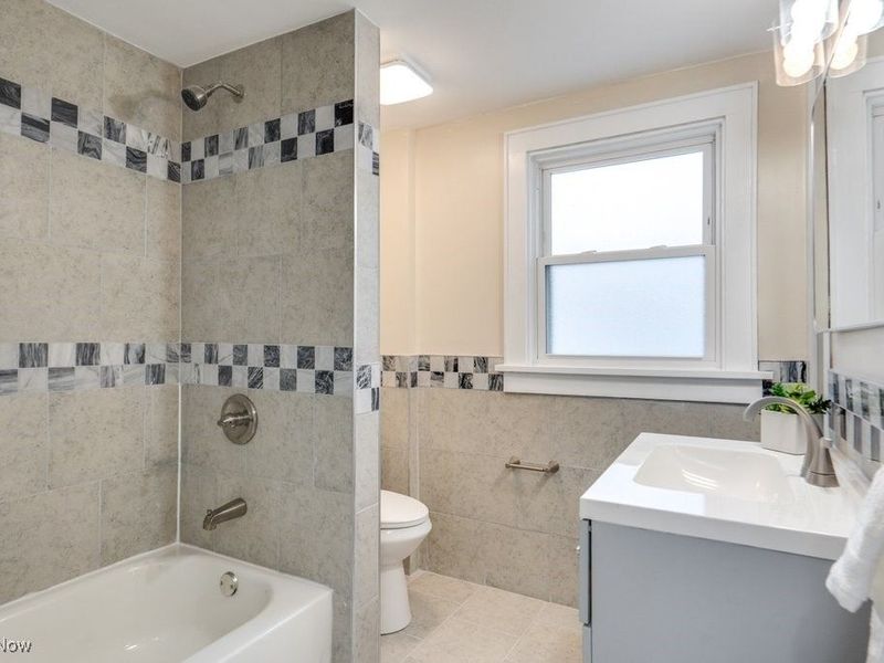 1133 Mount Vernon Avenue, Akron, OH 44310 Photo 25