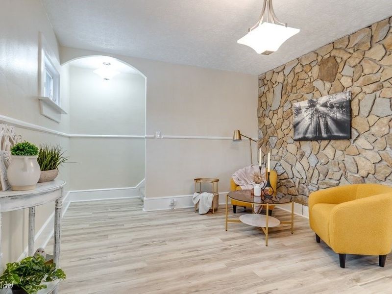 1133 Mount Vernon Avenue, Akron, OH 44310 Photo 8