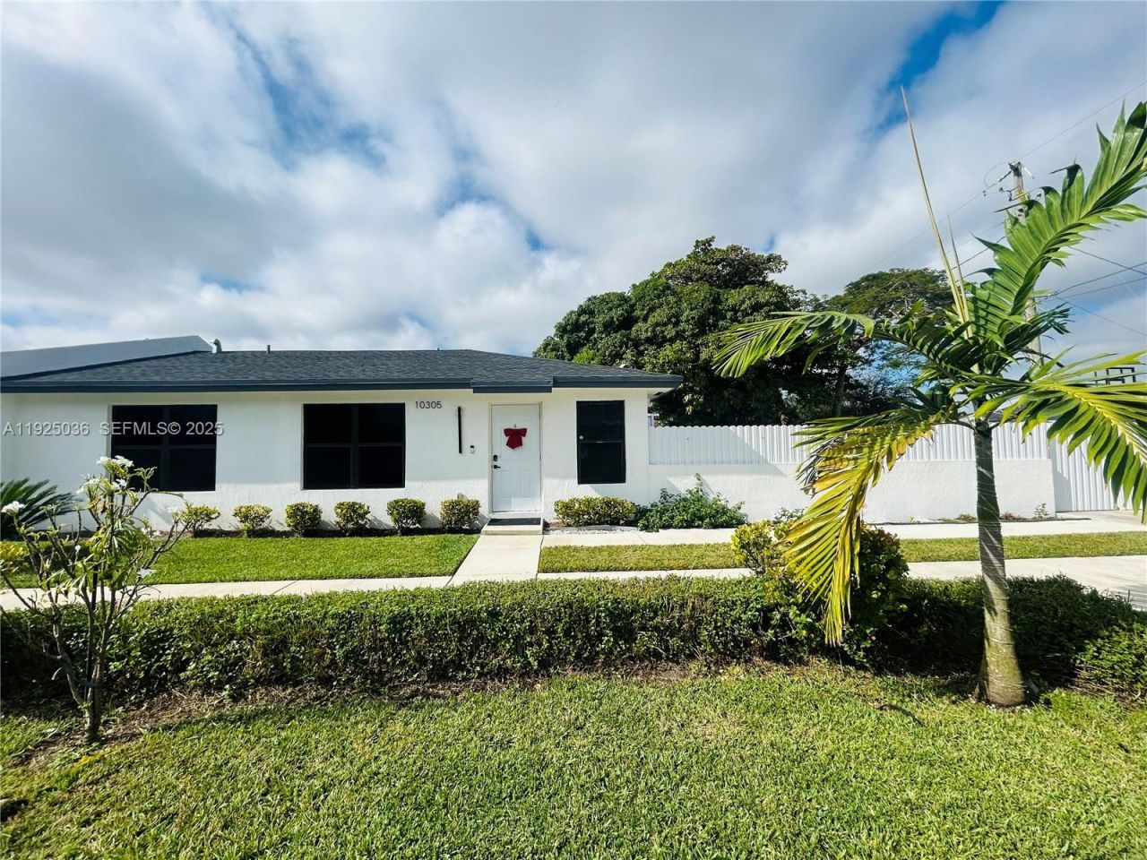 10305 SW 183rd St, Miami, FL 33157 Photo