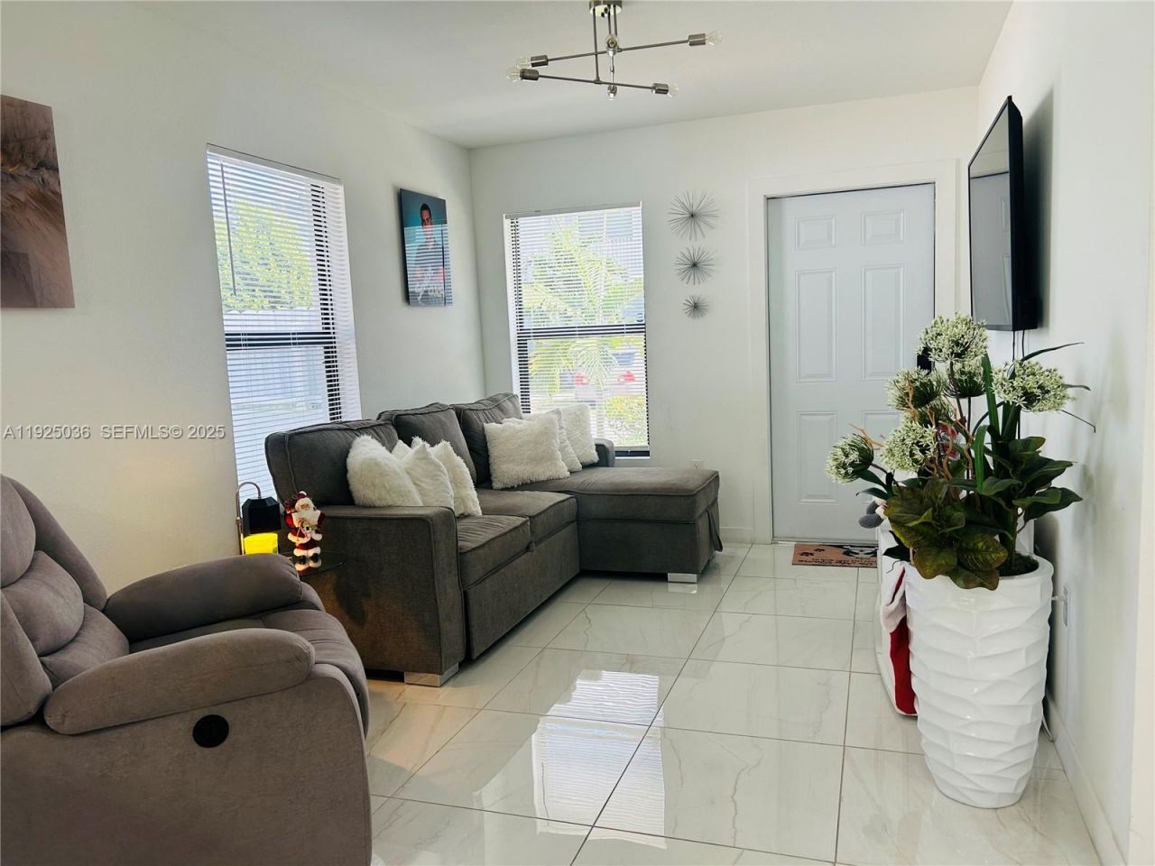 10305 SW 183rd St, Miami, FL 33157 Photo