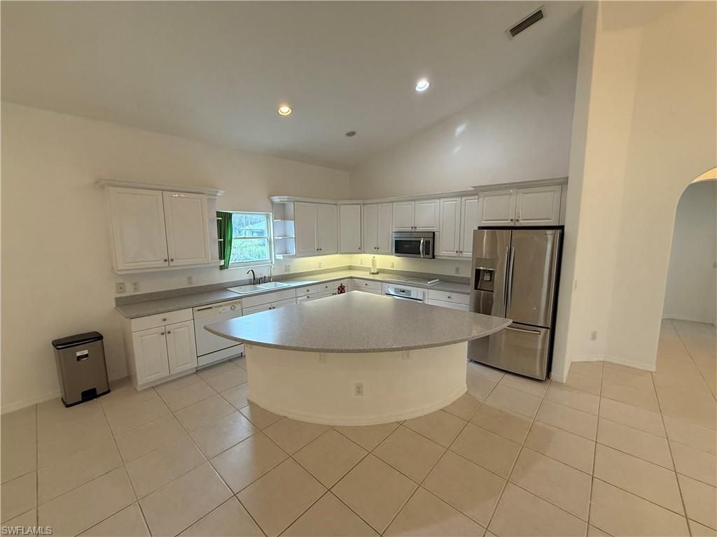 570 31st St Nw, Naples, FL 34120 Photo
