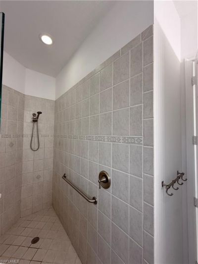570 31st St Nw, Naples, FL 34120 Photo