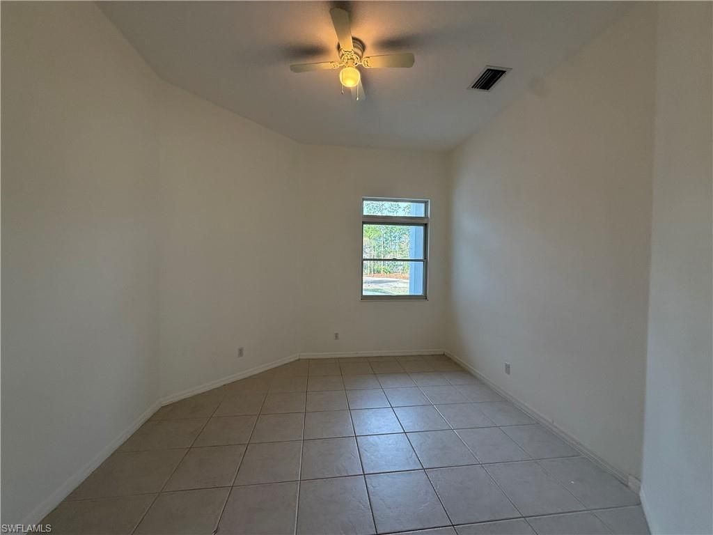 570 31st St Nw, Naples, FL 34120 Photo