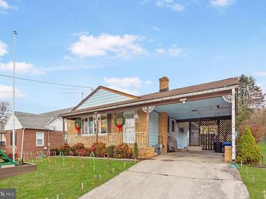 150 SHERMAN STREET, HANOVER, PA 17331