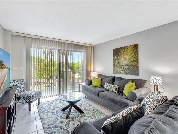 1300 Gulf Shore BLVD N, Unit 407, NAPLES, FL 34102