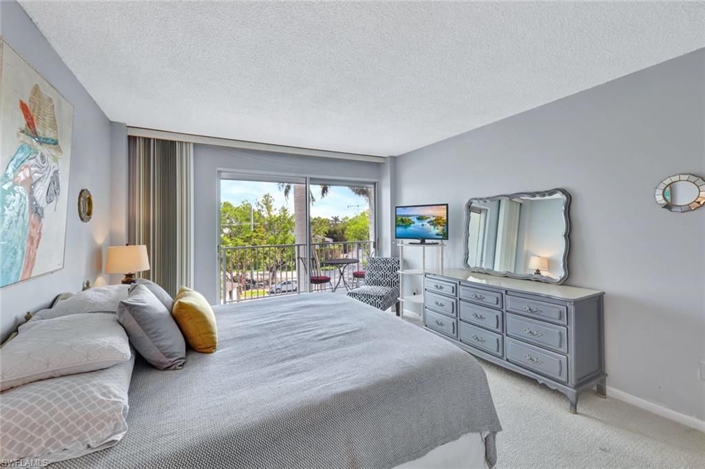 1300 Gulf Shore Blvd N, Unit 407, Naples, FL 34102 Photo