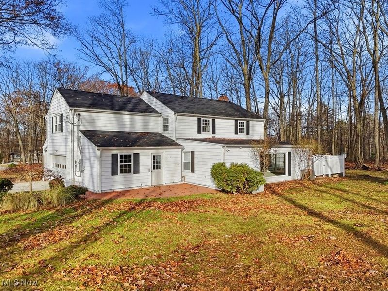 12931 Westchester Trail, Chesterland, OH 44026 Photo 3