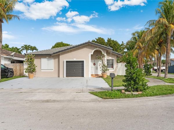 13941 SW 13th St, Miami, FL 33184