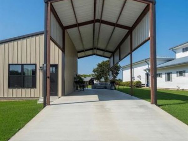 154 Yosemite Drive, Whitney, TX 76692