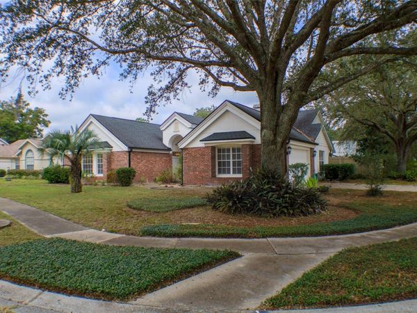 601 SHADY POINT WAY, DELAND, FL 32724