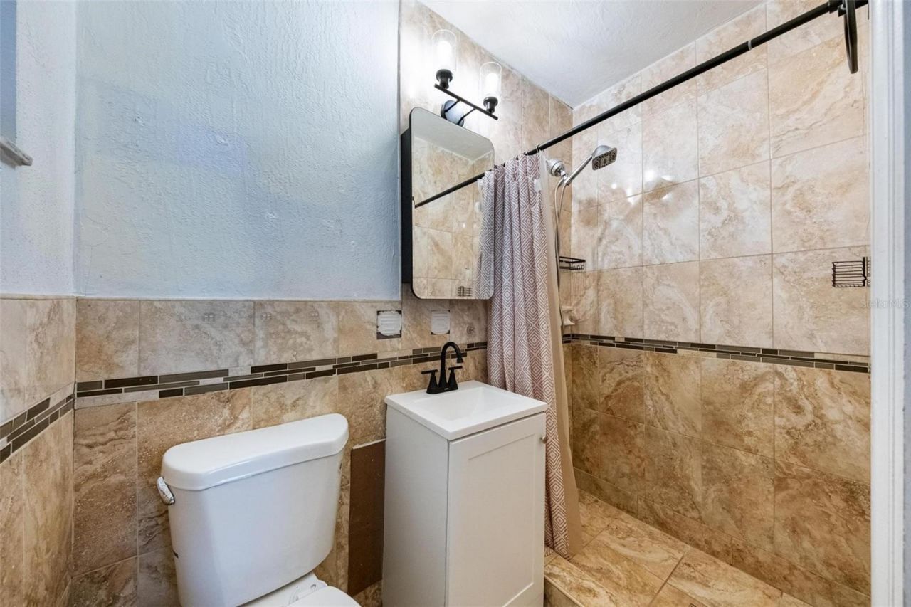 12995 NE 5th Avenue, North Miami, FL 33161 Photo