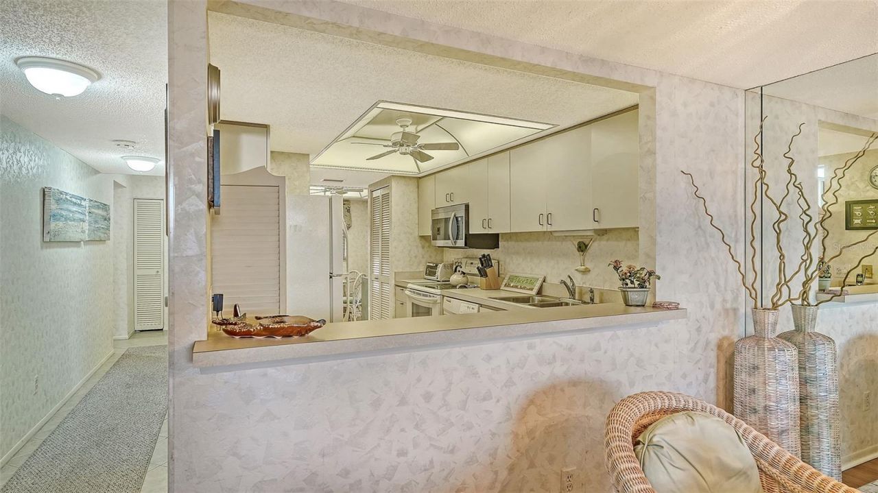 8773 Midnight Pass Road, Unit 102G, Sarasota, FL 34242 Photo