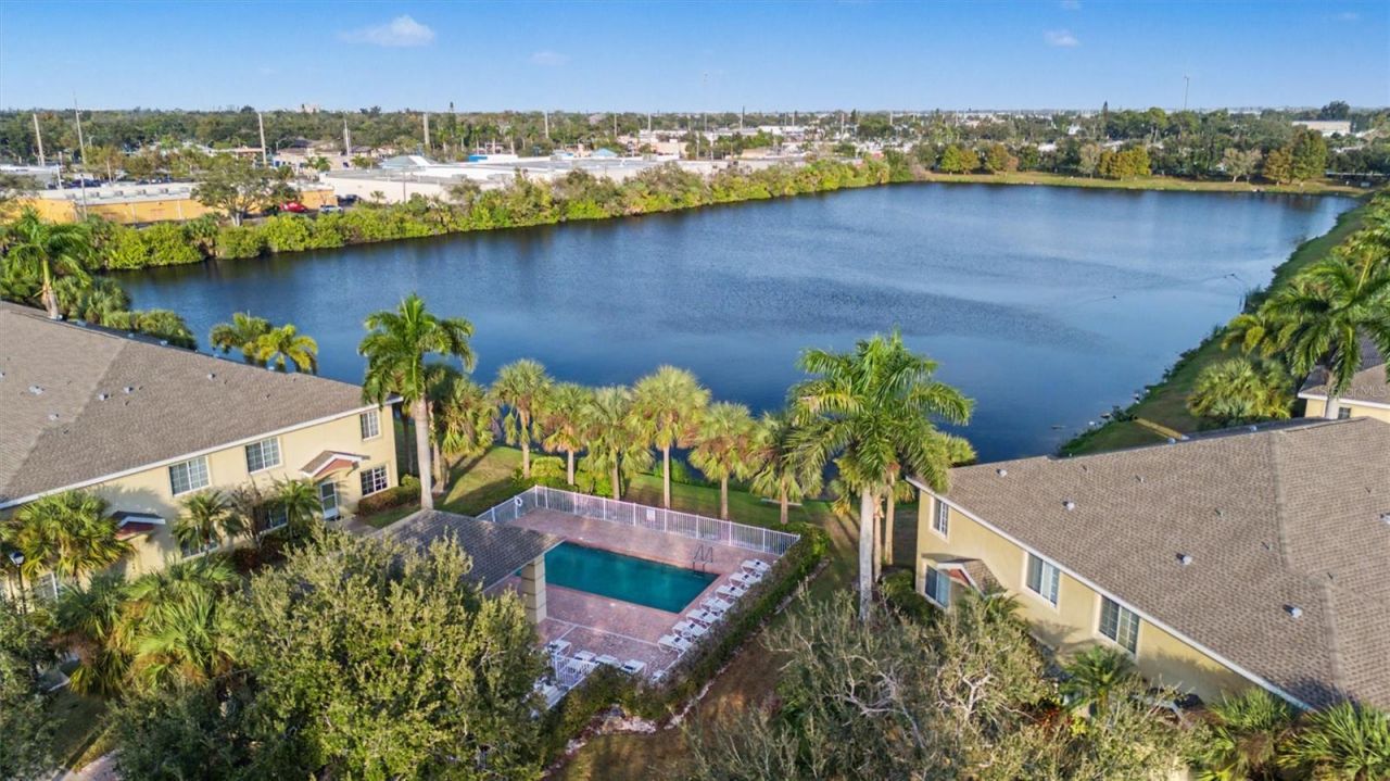 3505 45th Terrace W, Unit 105, Bradenton, FL 34210 Photo