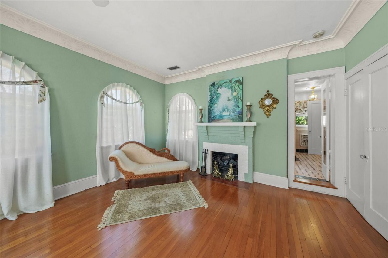 2830 Bay Shore Circle, Sarasota, FL 34234 Photo