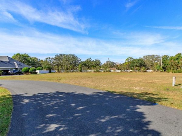 1002 MYRTLE BREEZES COURT, FRUITLAND PARK, FL 34731