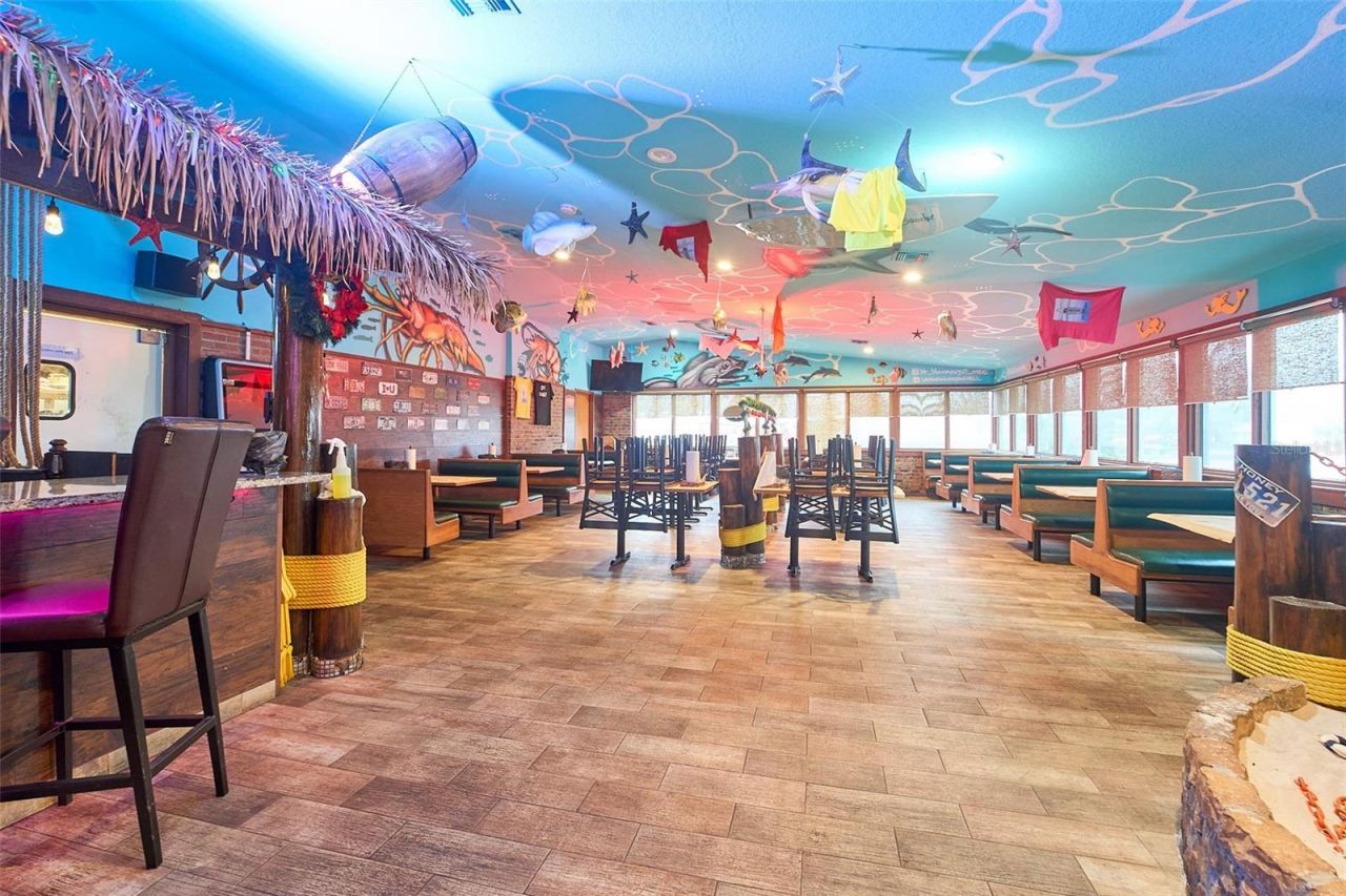 704 E Brandon Boulevard, Brandon, FL 33511 Photo