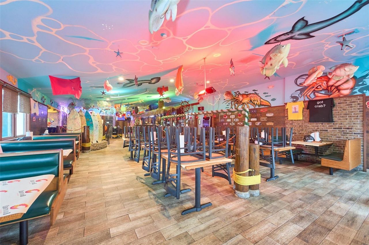 704 E Brandon Boulevard, Brandon, FL 33511 Photo