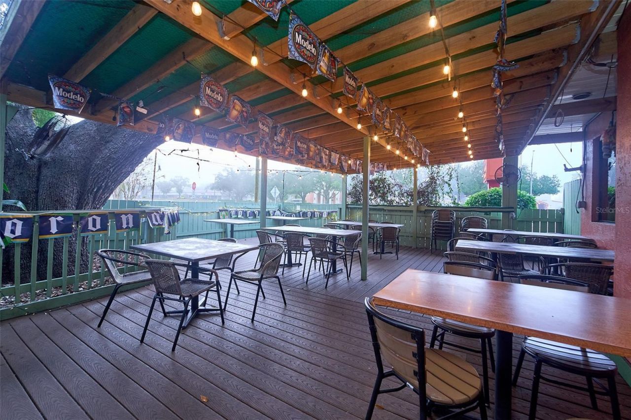 706 E Brandon Boulevard, Brandon, FL 33511 Photo