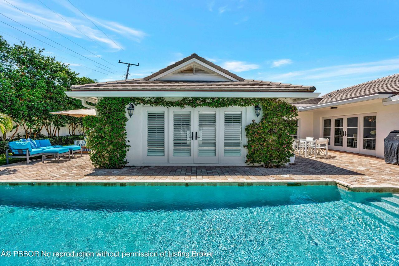 136 Worth Court S, West Palm Beach, FL 33405 Photo