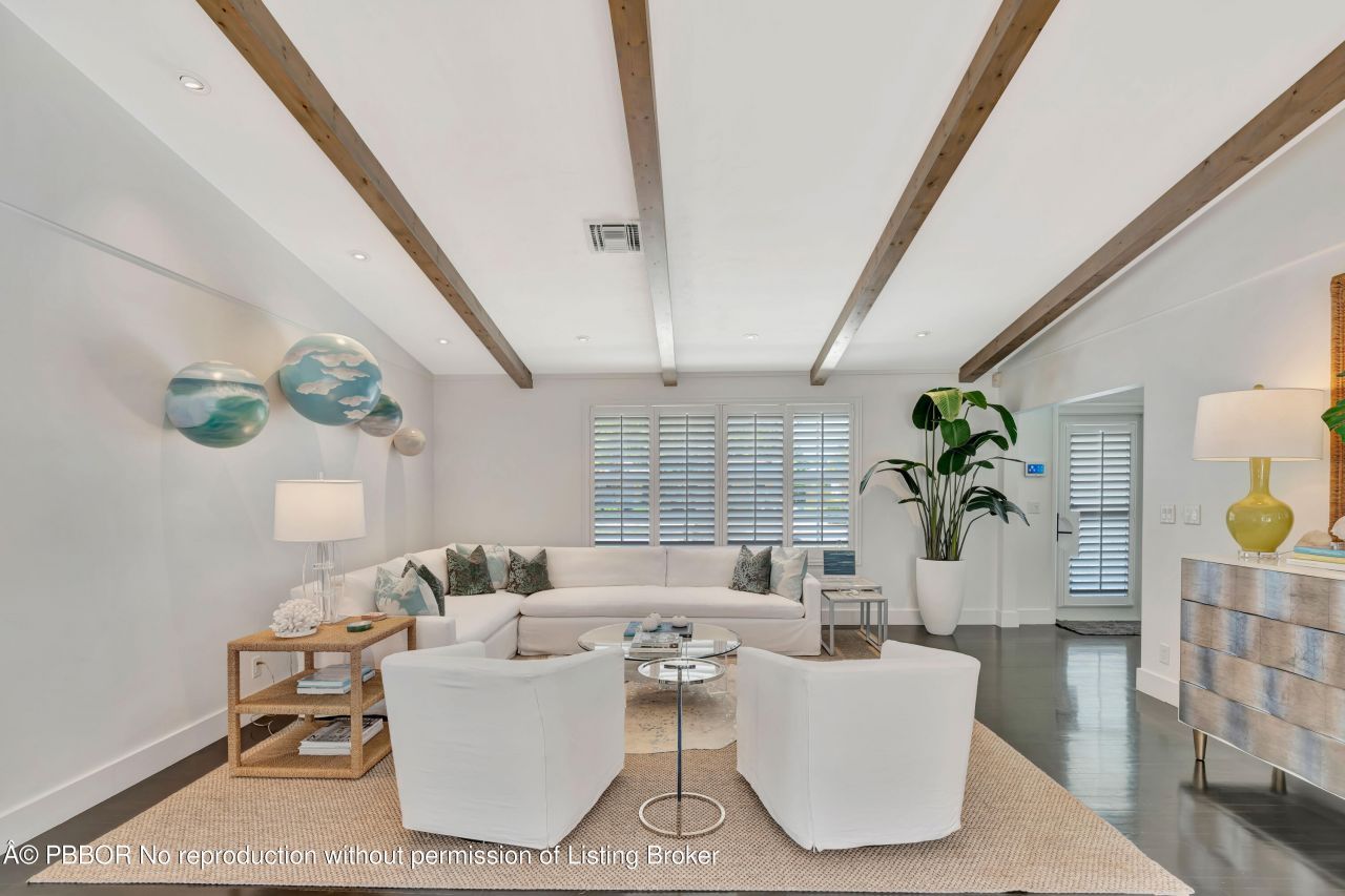 136 Worth Court S, West Palm Beach, FL 33405 Photo