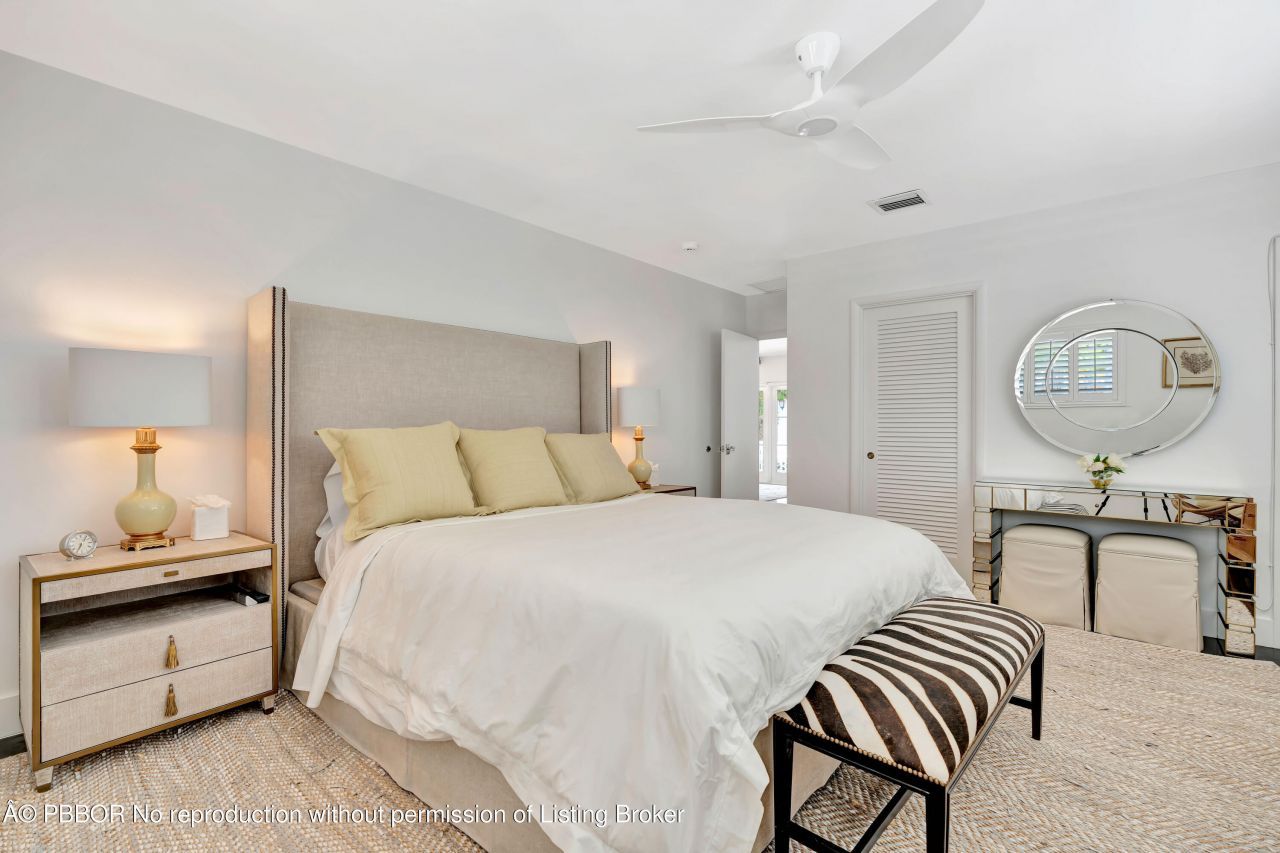 136 Worth Court S, West Palm Beach, FL 33405 Photo