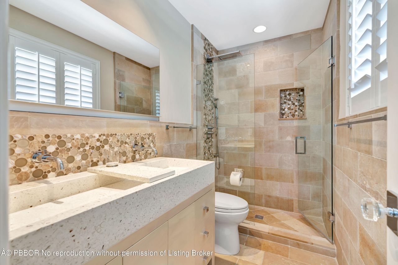 136 Worth Court S, West Palm Beach, FL 33405 Photo